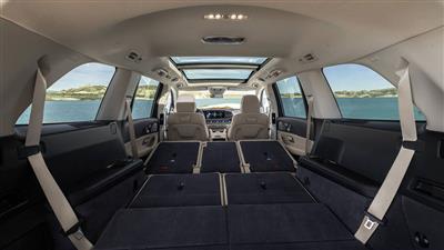 فضای بار شاسی بلند هفت نفره مرسدس بنز GLS